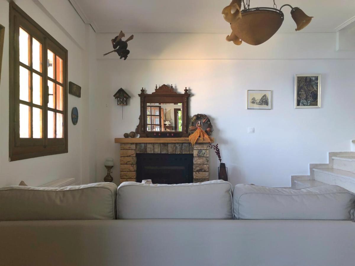 Gaia Guest House カラマタ エクステリア 写真